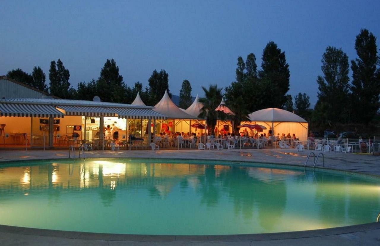 Mobile Home Service Hotelier Frejus Exterior photo